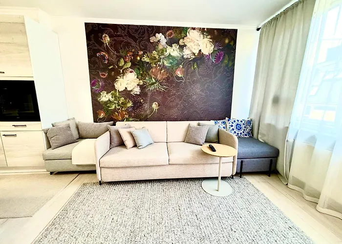 Lux Boutique Apt, Central, Canals And Metro Station شقة