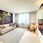 Lux Boutique Apt, Central, Canals And Metro Station 아파트 *