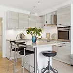 Lux Boutique Apt, Central, Canals And Metro Station 아파트 코펜하겐
